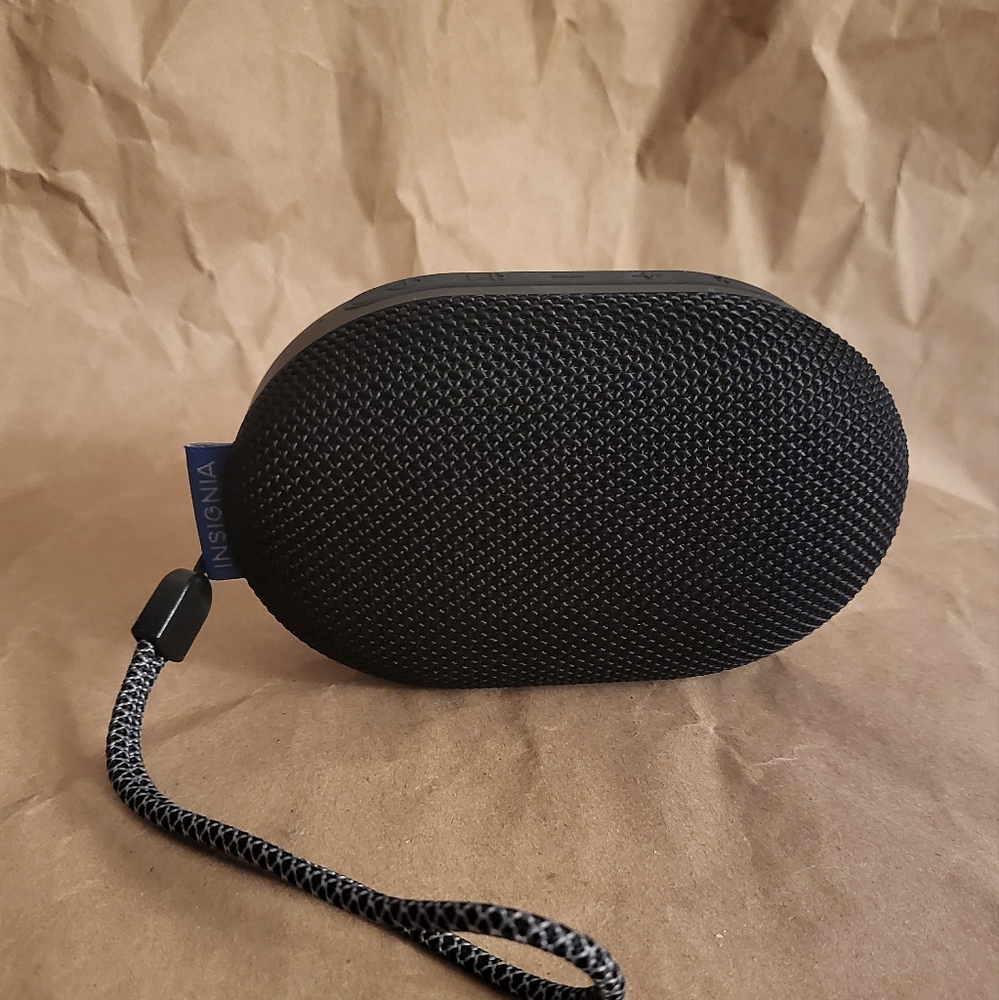 Insignia Mini Sonic Portable Bluetooth Speaker